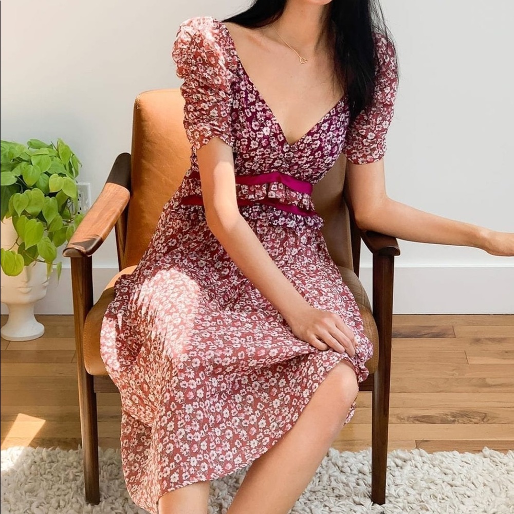 en saison floral print pleated maxi dress